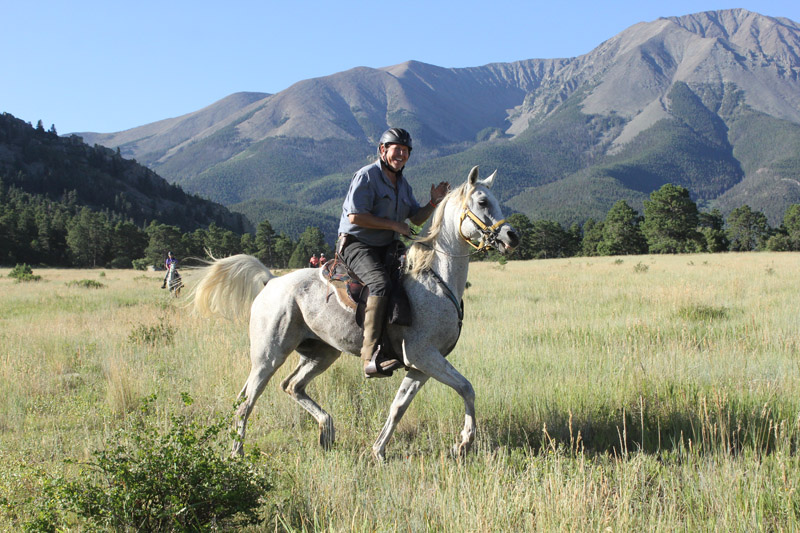 It's the Miles that Make the Horse: Endurance Riding - Dakota